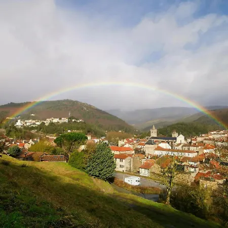 Bed & Breakfast Maison De L'aguze 3*
